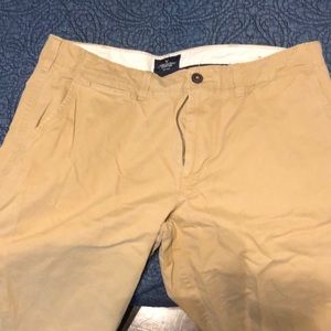 American eagle khakis 38/32